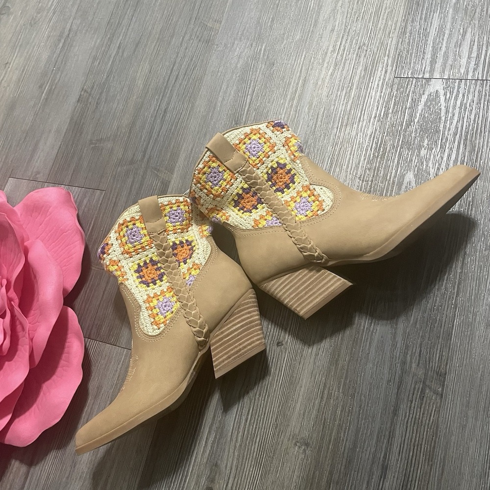 DV DOLCE VITA Kathryn Western Cowboy Boots Sz 6 Granny Square Crochet Boho *RARE - Picture 10 of 16